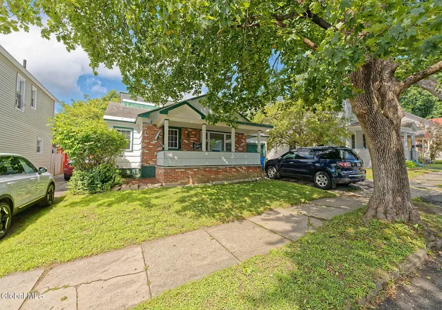 Photo 1 of Single family home for sale at 27 Lexington Ave, Gloversville, NY 12078 | MLS# 202622771 | Listing updated on 2026-08-07