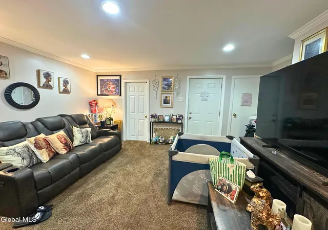 4th image of 330 Broadway, Rensselaer, NY 12144 | MLS# 202624036