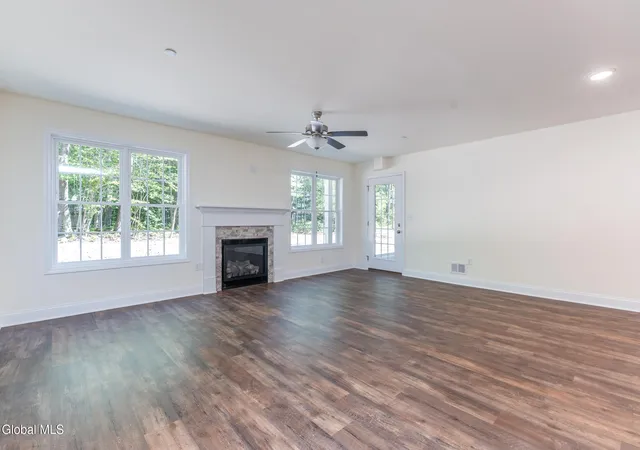 Photo 3 of Condo for sale at 9 Hawthorne Dr #B, Clifton Park, NY 12065 | MLS# 202622644 | Listing updated on 2026-09-01