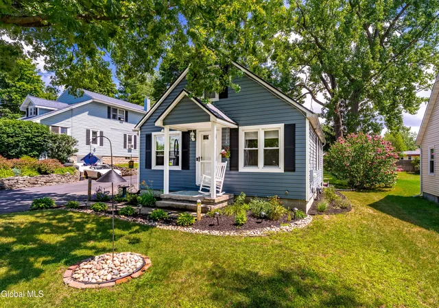 Photo 3 of Sale Pending at 6252 Johnston Rd, Albany, NY 12203 | MLS# 202622733 | Listing updated on 2026-08-04