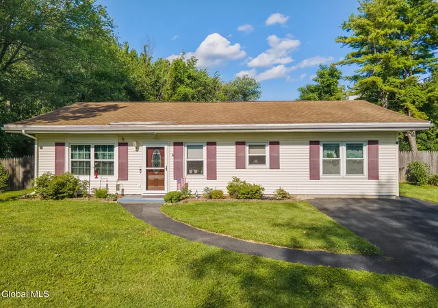 1st image of 5 Memory Ln, Schenectady, NY 12304 | MLS# 202622668