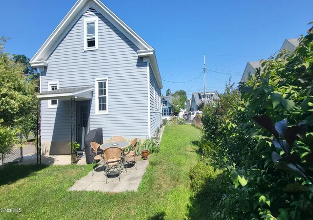 Photo 3 of Sale Pending at 24 Madison Ave, Albany, NY 12205 | MLS# 202622753 | Listing updated on 2026-08-14