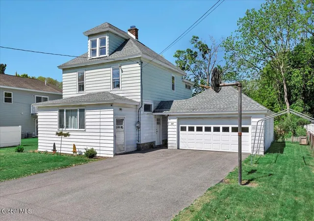Photo 2 of Sale Pending at 457 Kings Rd, Schenectady, NY 12304 | MLS# 202622745 | Listing updated on 2026-08-24