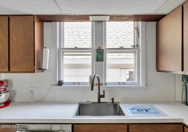 Photo 4 of Sale Pending at 457 Kings Rd, Schenectady, NY 12304 | MLS# 202622745 | Listing updated on 2026-08-24