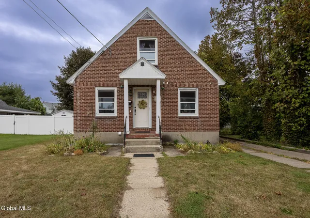 1st image of 1646 Van Cortland St, Schenectady, NY 12303 | MLS# 202622904
