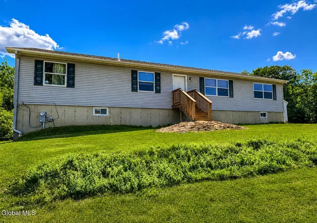 1st image of 1225 Goldfoot Rd, Schenectady, NY 12302 | MLS# 202622693