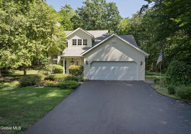 1st image of 106 Chelsea Dr, Saratoga Springs, NY 12866 | MLS# 202623427