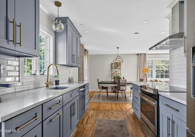 5th image of 1333 Wemple Ln, Schenectady, NY 12309 | MLS# 202622893