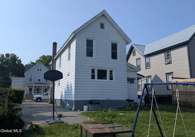 3rd image of 4 Oak St, Johnstown, NY 12095 | MLS# 202622706