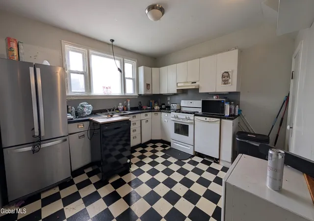 5th image of 4 Oak St, Johnstown, NY 12095 | MLS# 202622706