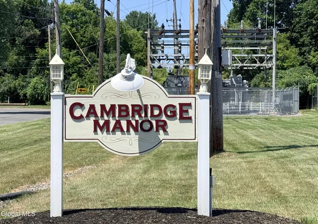 5th image of 807 Cambridge Manor Dr, Schenectady, NY 12302 | MLS# 202622752