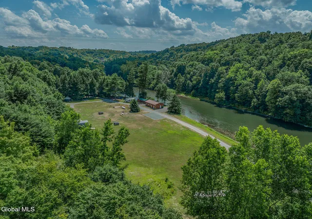 Photo 3 of Single family home for sale at 213 Fiddlers Elbow Rd, Greenwich, NY 12834 | MLS# 202622725 | Listing updated on 2026-08-07