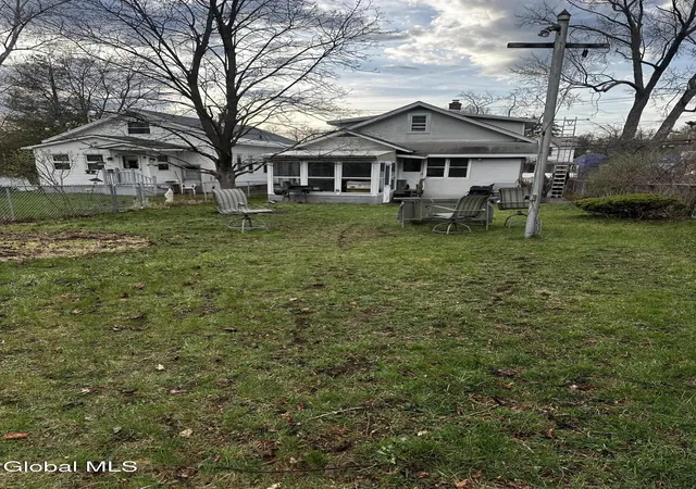 2nd image of 117 Henry St, Schenectady, NY 12304 | MLS# 202622793