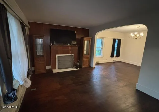 4th image of 117 Henry St, Schenectady, NY 12304 | MLS# 202622793
