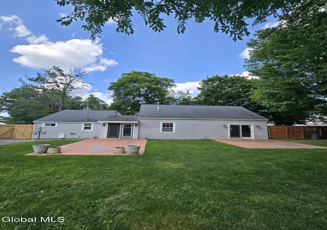 Photo 4 of Sale Pending at 1005 Argo Blvd, Schenectady, NY 12303 | MLS# 202622871 | Listing updated on 2026-08-05