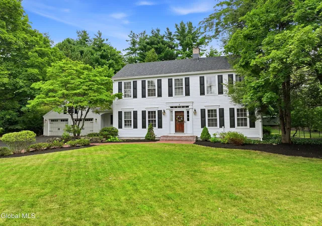 2nd image of 5 Beaver Pond Rd, Albany, NY 12211 | MLS# 202622822