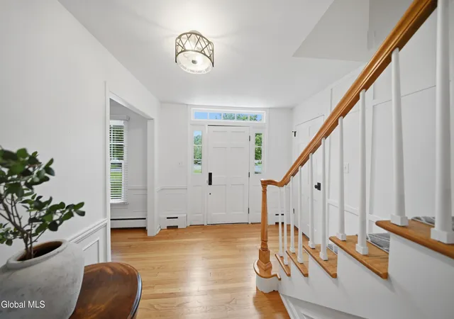 3rd image of 5 Beaver Pond Rd, Albany, NY 12211 | MLS# 202622822