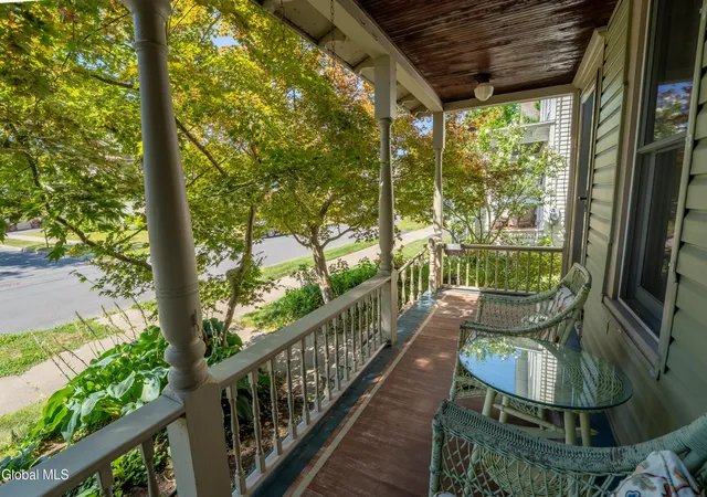 4th image of 139 Lincoln Ave, Saratoga Springs, NY 12866 | MLS# 202622764