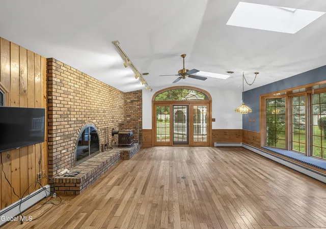Photo 3 of Sale Pending at 17 Weiser St, Glenmont, NY 12077 | MLS# 202622885 | Listing updated on 2026-08-05