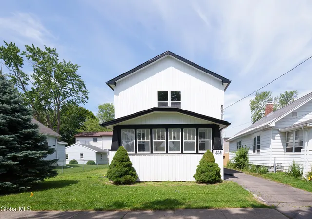 1st image of 208 Pleasantview Ave, Schenectady, NY 12302 | MLS# 202623193