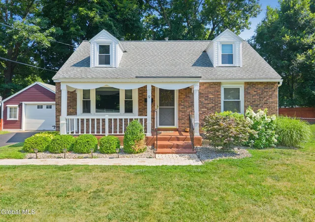 1st image of 9 Sutherland Dr, Schenectady, NY 12302 | MLS# 202622839