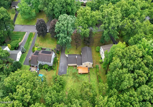Photo 3 of Single family home for sale at 47 Canterbury Rd, Clifton Park, NY 12065 | MLS# 202622967 | Listing updated on 2026-08-04
