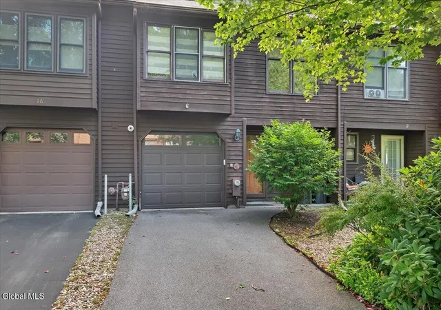 Photo 1 of Sale Pending at 14 Brenden Ct, Clifton Park, NY 12065 | MLS# 202623978 | Listing updated on 2026-09-01
