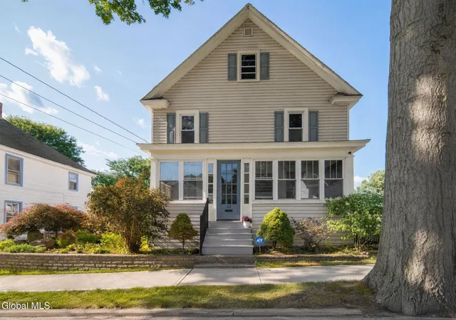 44th image of 23 Vanwyck St, Gloversville, NY 12078 | MLS# 202622926