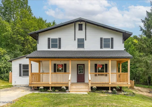 1st image of 6 Charl Ln, Troy, NY 12180 | MLS# 202623075