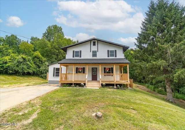 2nd image of 6 Charl Ln, Troy, NY 12180 | MLS# 202623075
