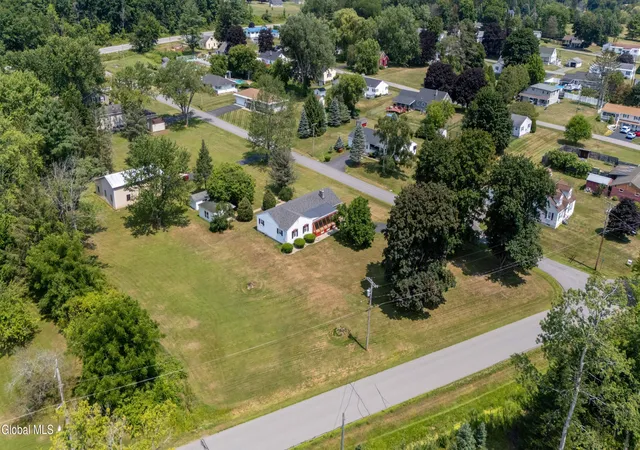 2nd image of 178 Parry Blvd, Mohawk, NY 12177 | MLS# 202622796