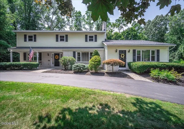Photo 1 of Sale Pending at 47 Rolling Brk Dr, Clifton Park, NY 12065 | MLS# 202622910 | Listing updated on 2026-08-31