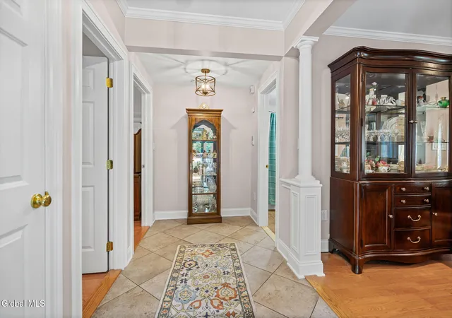 Listing Photo 4 - Condo for sale in building located at 2374 E Nott St, Schenectady, NY 12309