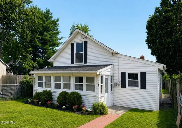 Photo 1 of Sale Pending at 1379 Evergreen Ave, Schenectady, NY 12306 | MLS# 202622994 | Listing updated on 2026-09-15