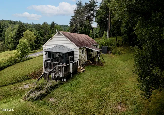 42nd image of 519 Shew Hollow Rd, Stamford, NY 12167 | MLS# 202622973