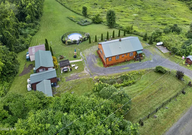 Photo 4 of Sale Pending at 159 Firefly Meadow Rd, Fultonville, NY 12072 | MLS# 202623169 | Listing updated on 2026-09-16