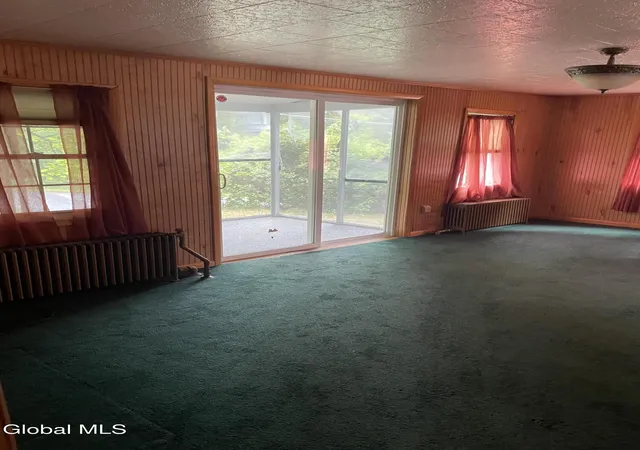 Photo 4 of Single family home for sale at 59 Stone St, Port Henry, NY 12974 | MLS# 202623173 | Listing updated on 2026-09-24