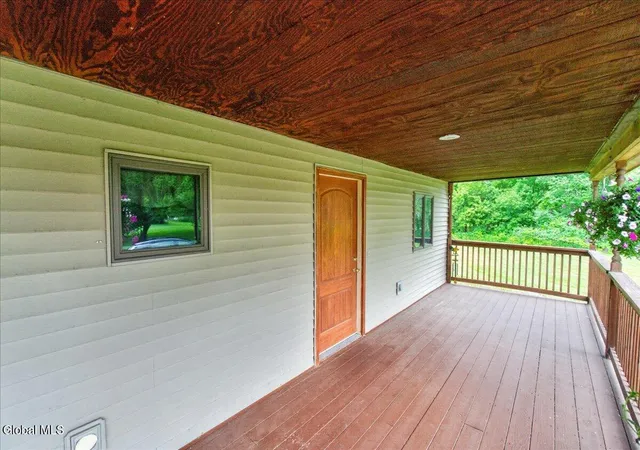 Photo 4 of Single family home for sale at 1164 Creek Rd, Esperance, NY 12066 | MLS# 202623006 | Listing updated on 2026-08-14