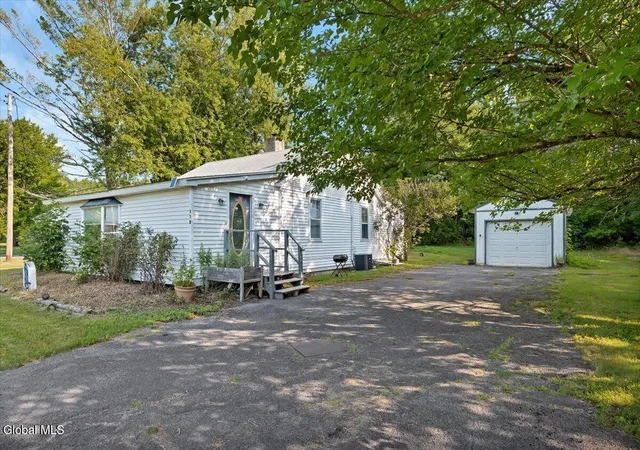Photo 2 of Single family home for sale at 112 Old Route 23, Cairo, NY 12413 | MLS# 202622914 | Listing updated on 2026-08-07