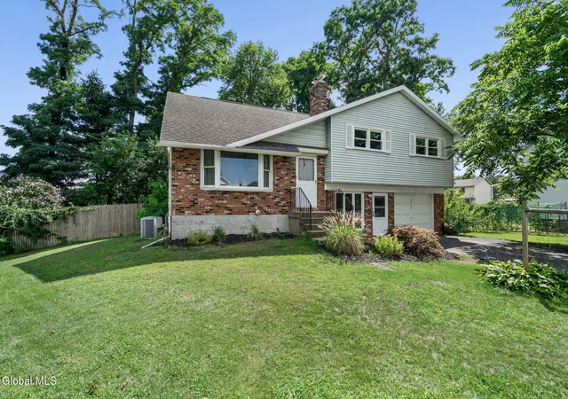 2nd image of 1009 Valentine Dr, Schenectady, NY 12303 | MLS# 202624394