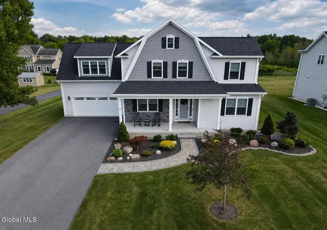 Photo 2 of Single family home for sale at 21 Tisdale Ln, Clifton Park, NY 12065 | MLS# 202624217 | Listing updated on 2026-08-26
