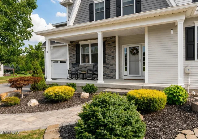 Photo 4 of Single family home for sale at 21 Tisdale Ln, Clifton Park, NY 12065 | MLS# 202624217 | Listing updated on 2026-08-26