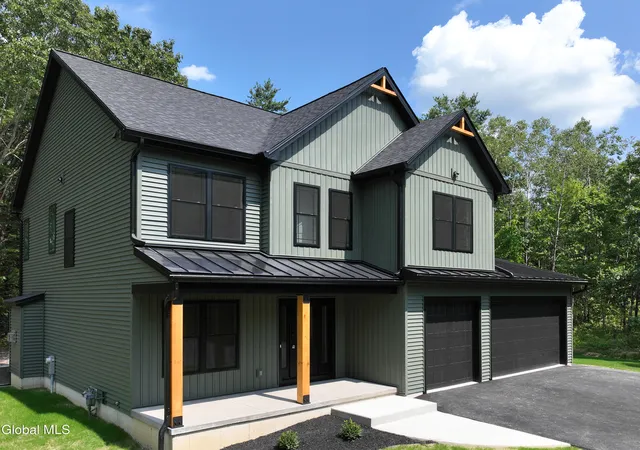 4th image of 25 Maybrook Dr, Schenectady, NY 12302 | MLS# 202622987