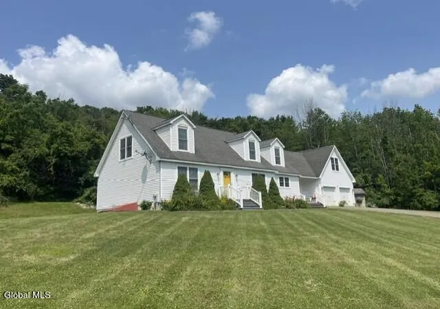 Photo 3 of Single family home for sale at 140 Berry Ln, Cobleskill, NY 12043 | MLS# 202622918 | Listing updated on 2026-07-31