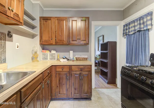 Photo 4 of Sale Pending at 199 Bleecker St, Gloversville, NY 12078 | MLS# 202623038 | Listing updated on 2026-08-18