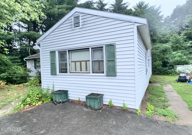 Photo 3 of Sale Pending at 55 Merrit Rd, South Glens Falls, NY 12803 | MLS# 202622972 | Listing updated on 2026-08-15
