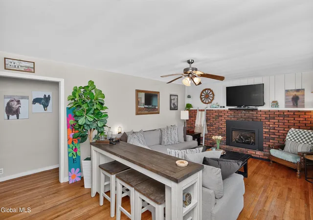 Photo 3 of Sale Pending at 27 Asprion Rd, Glenmont, NY 12077 | MLS# 202623019 | Listing updated on 2026-09-10