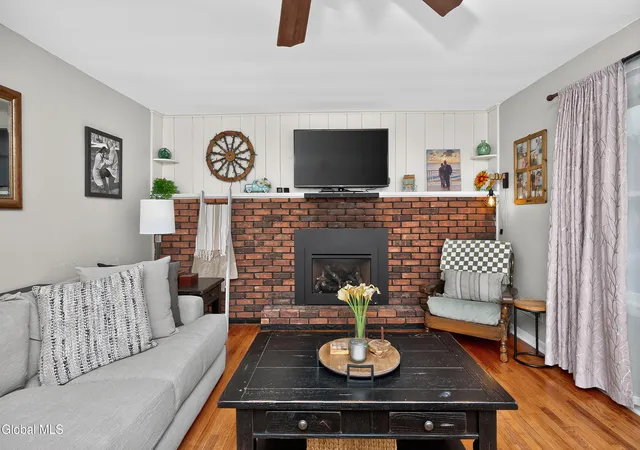 Photo 4 of Sale Pending at 27 Asprion Rd, Glenmont, NY 12077 | MLS# 202623019 | Listing updated on 2026-09-10