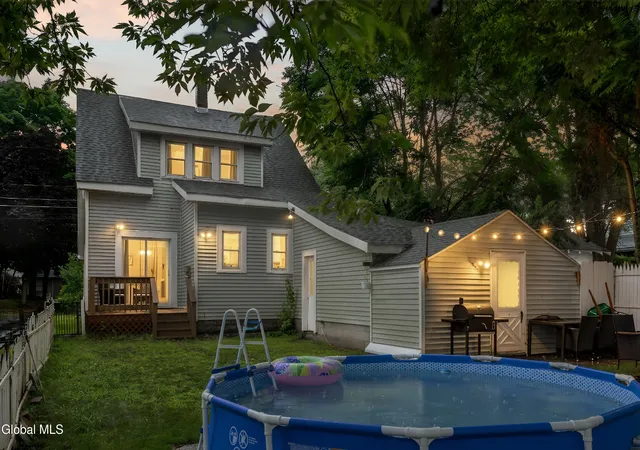 2nd image of 4 Maplewood Ave, Colonie, NY 12205 | MLS# 202622974
