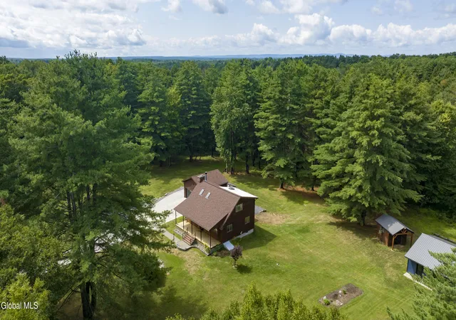 37th image of 1200 Rocky Ridge Rd, Amsterdam, NY 12010 | MLS# 202623260